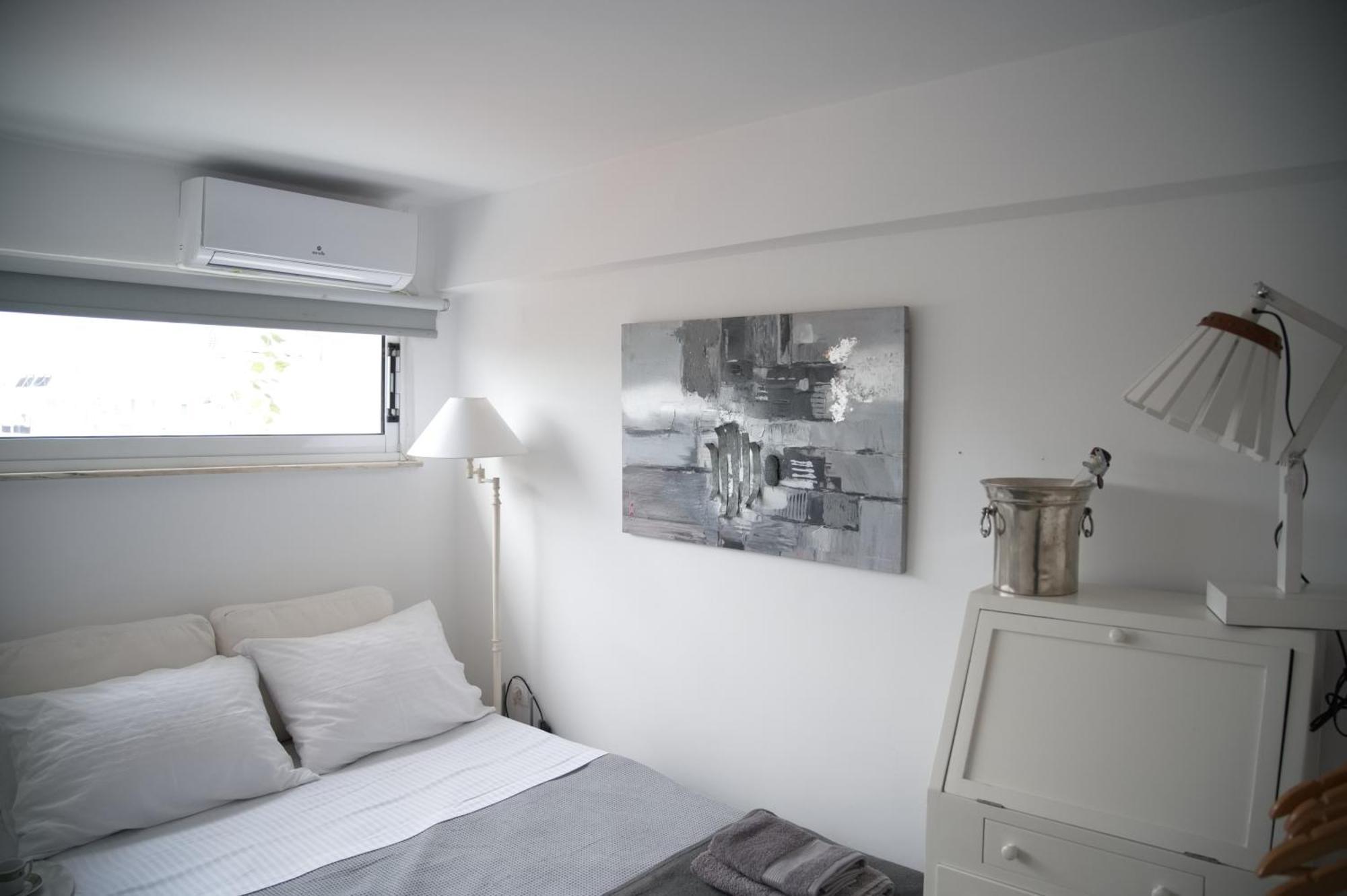 Central Aesthetic Studio With Panoramic Views 파트라 외부 사진